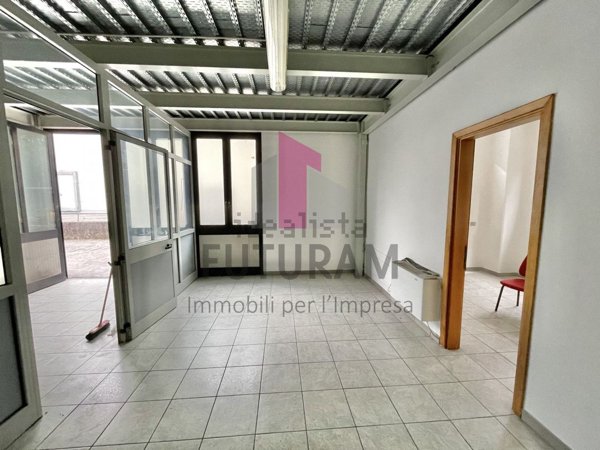 locale di sgombero in vendita a Sovizzo