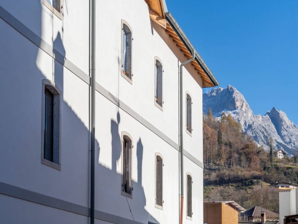 appartamento in vendita ad Agordo in zona Rif