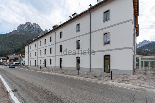 appartamento in vendita ad Agordo in zona Rif