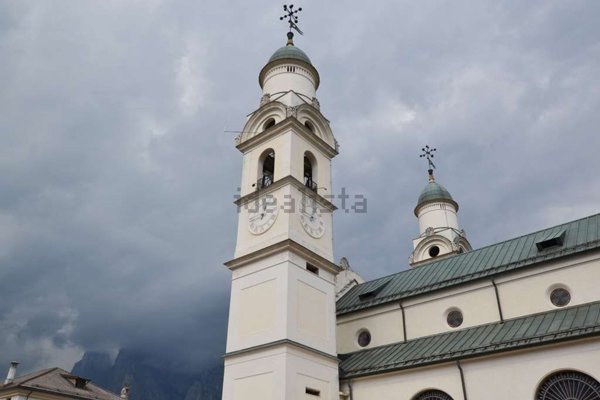 locale commerciale in vendita ad Agordo