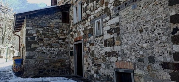 appartamento in vendita ad Agordo in zona Veran