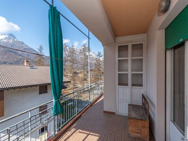 appartamento in vendita ad Agordo in zona Rif