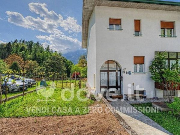 casa indipendente in vendita ad Agordo in zona Rif