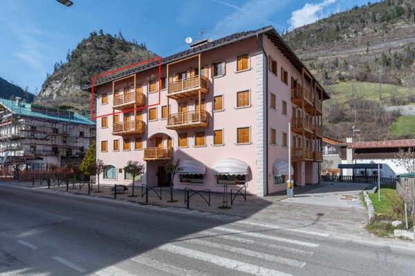 appartamento in vendita ad Alleghe in zona Caprile