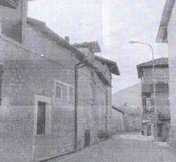 casa indipendente in vendita ad Arsiè in zona Rivai