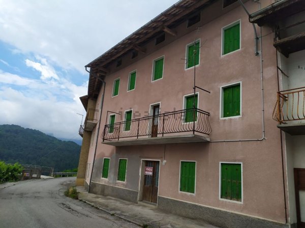 casale in vendita ad Arsiè in zona Mellame