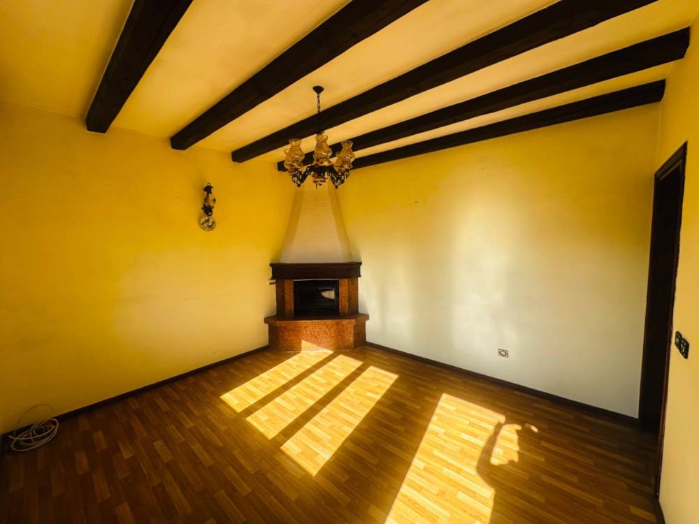 casa indipendente in vendita ad Arsiè in zona Mellame