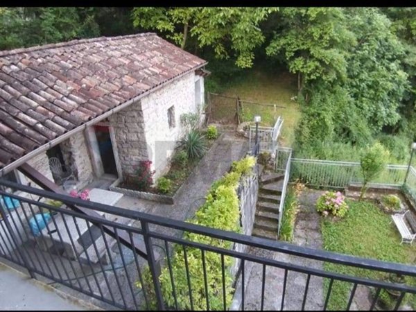 casa indipendente in vendita ad Arsiè