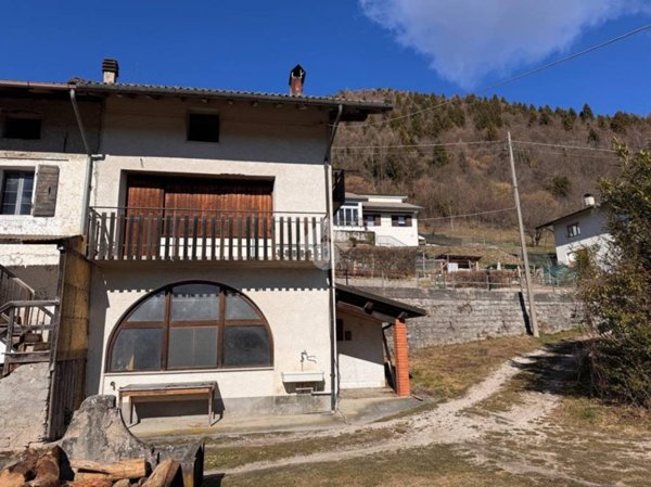 appartamento in vendita ad Arsiè in zona Rivai