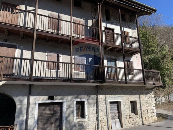 appartamento in vendita ad Arsiè in zona San Vito