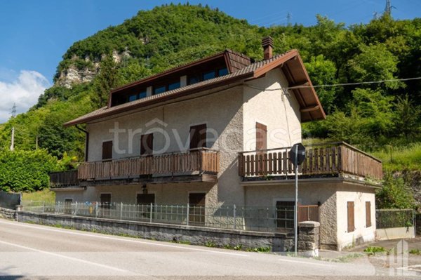 casa indipendente in vendita ad Arsiè