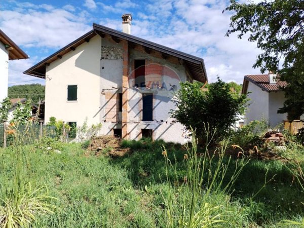 casa indipendente in vendita ad Arsiè