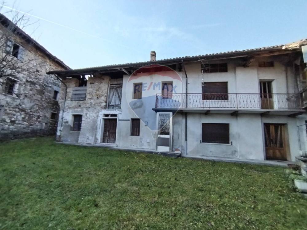 casa indipendente in vendita ad Arsiè