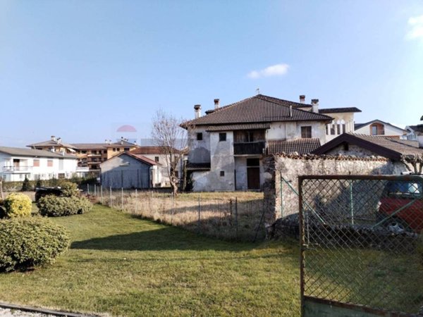 casa indipendente in vendita ad Arsiè