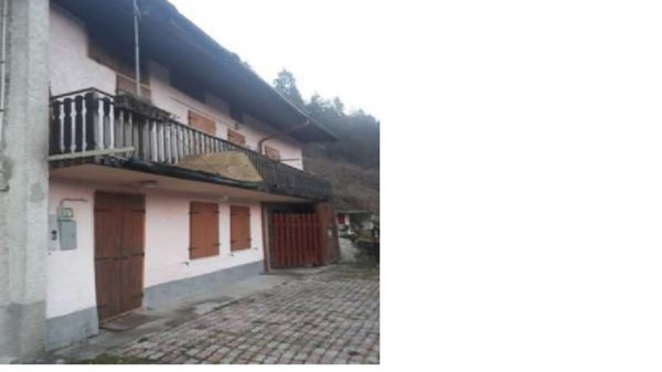 casa semindipendente in vendita ad Arsiè