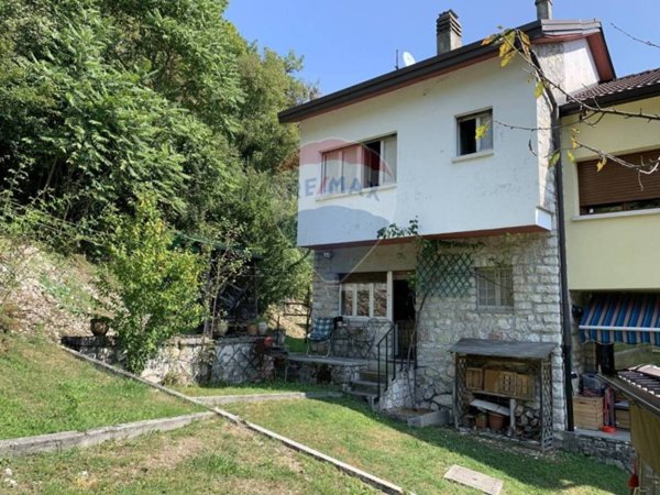 casa indipendente in vendita ad Arsiè