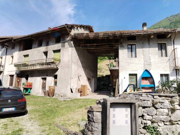 casa indipendente in vendita ad Arsiè