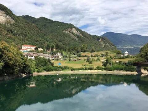 casa indipendente in vendita ad Arsiè in zona Rocca