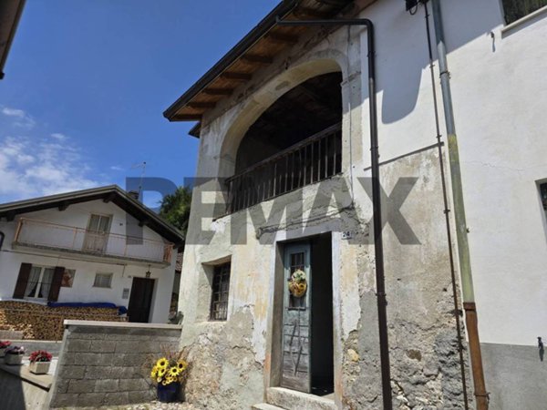 casa indipendente in vendita ad Arsiè