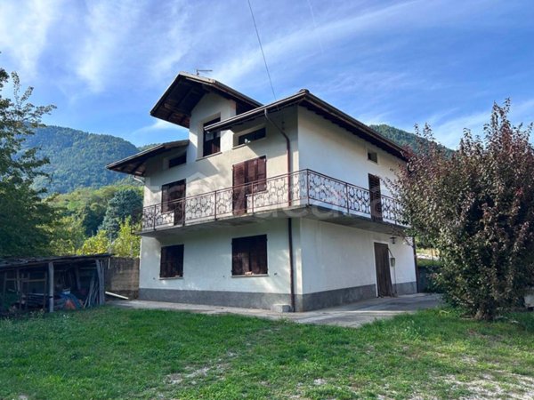 casa indipendente in vendita ad Arsiè in zona Mellame