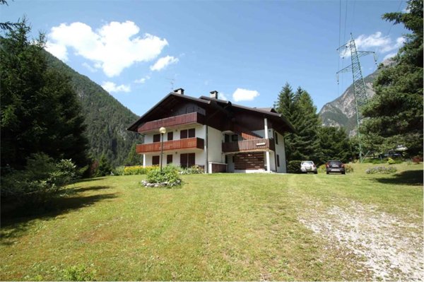 appartamento in vendita ad Auronzo di Cadore in zona Misurina