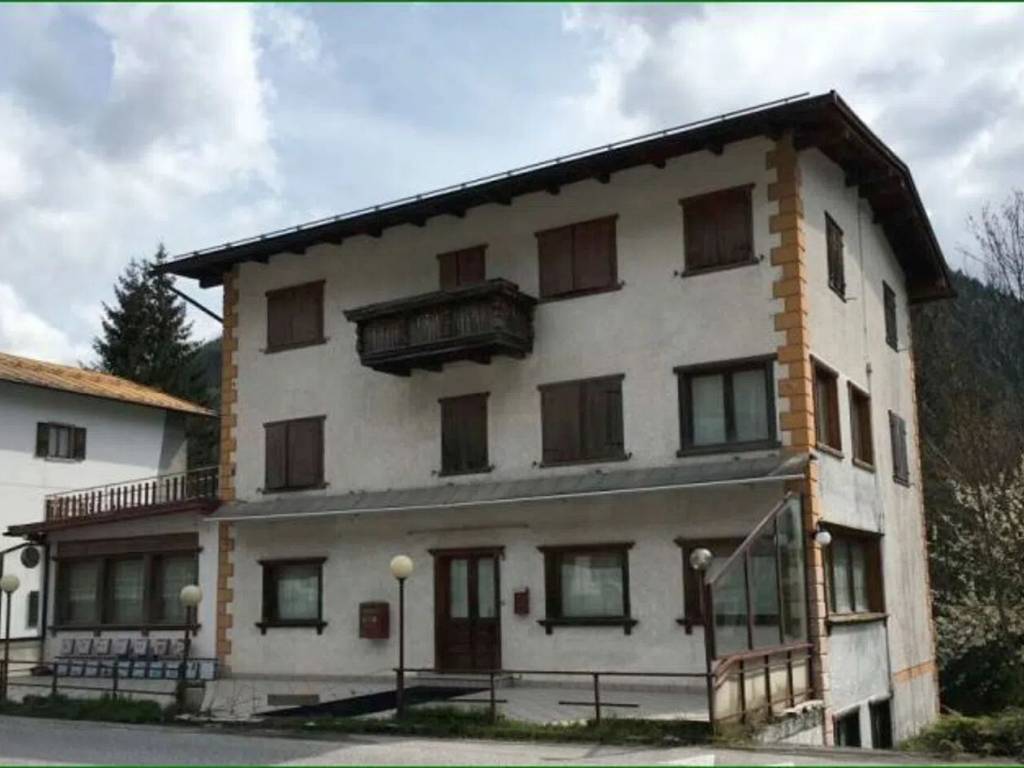 negozio in vendita ad Auronzo di Cadore