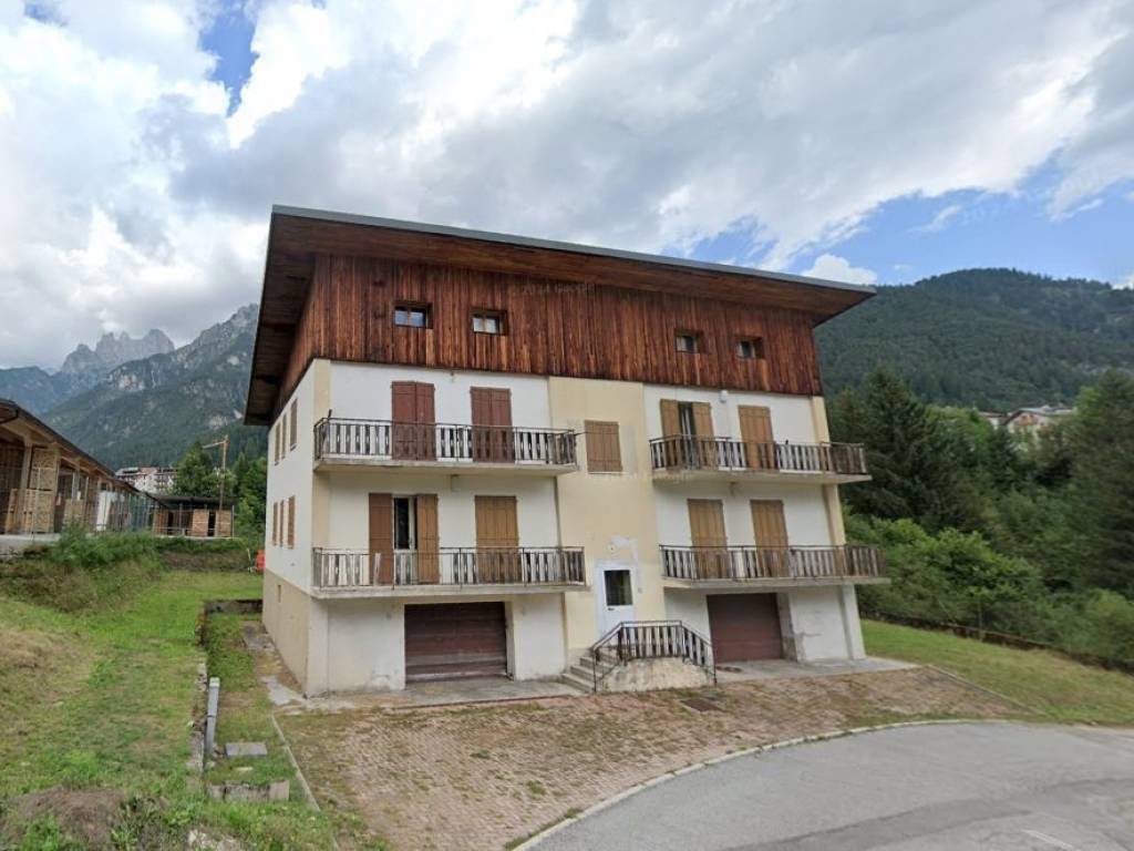 casa indipendente in vendita ad Auronzo di Cadore