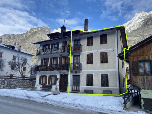 casa semindipendente in vendita ad Auronzo di Cadore