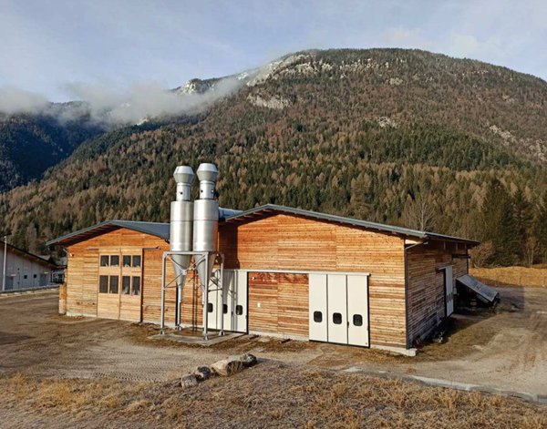 capannone in vendita ad Auronzo di Cadore