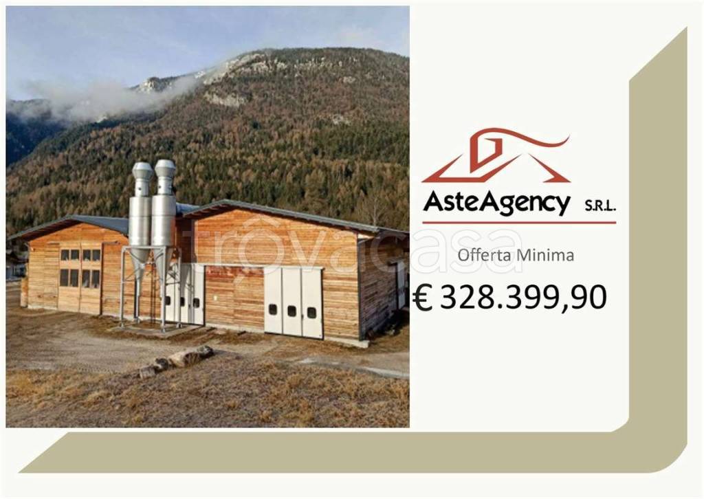 locale commerciale in vendita ad Auronzo di Cadore