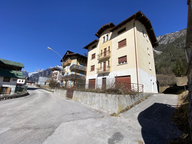 casa indipendente in vendita ad Auronzo di Cadore