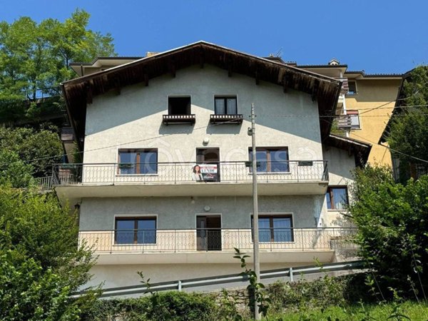 casa indipendente in vendita a Belluno in zona Lambioi