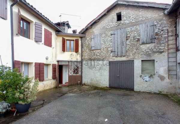 casa semindipendente in vendita a Belluno