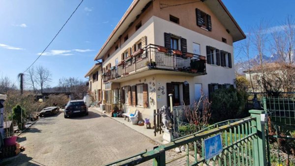 casa indipendente in vendita a Belluno in zona Orzes