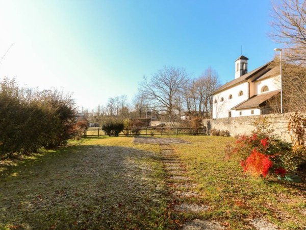 casa indipendente in vendita a Belluno in zona Giamosa