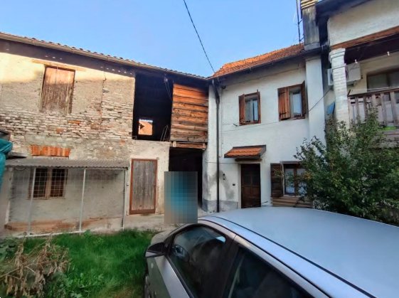 casa indipendente in vendita a Belluno in zona Castion