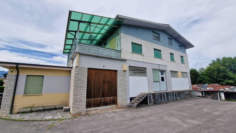 casa indipendente in vendita a Belluno in zona Visome