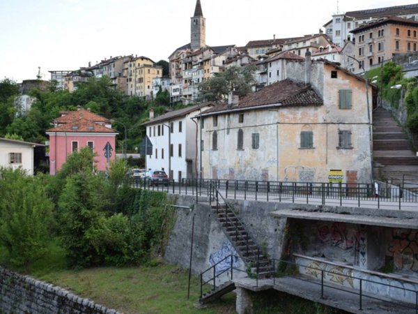 casa semindipendente in vendita a Belluno in zona Borgo Prà