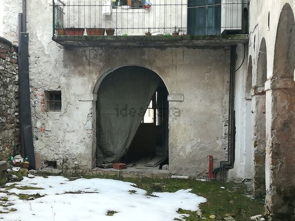 appartamento in vendita a Belluno in zona Centro Storico