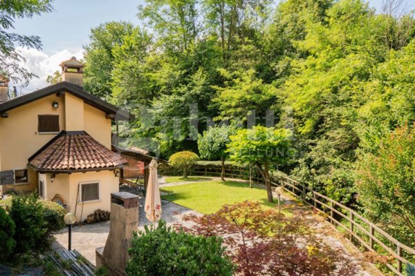 casa indipendente in vendita a Belluno in zona Cavarzano