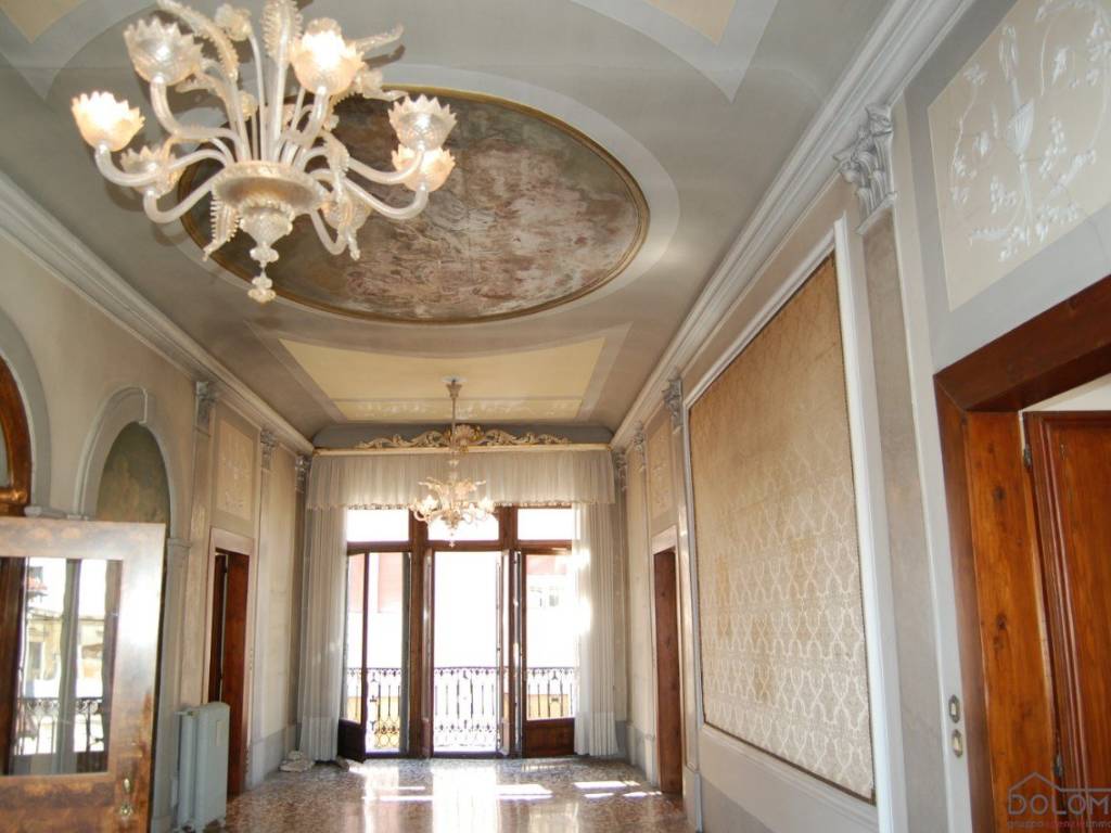 appartamento in vendita a Belluno in zona Centro Storico