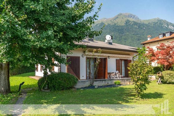 casa indipendente in vendita a Belluno in zona Sargnano