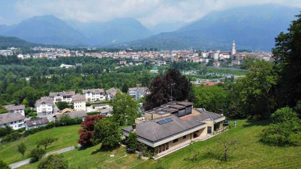 casa indipendente in vendita a Belluno in zona Sala