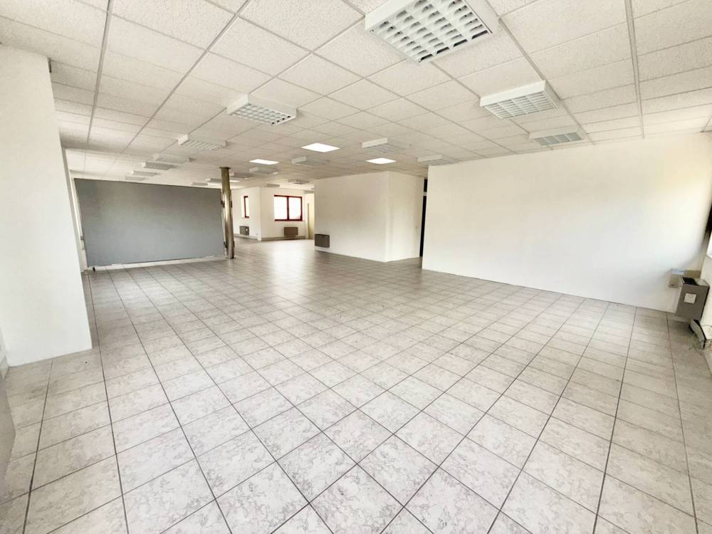 ufficio in vendita a Belluno in zona Centro Storico