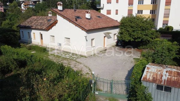 casa indipendente in vendita a Belluno