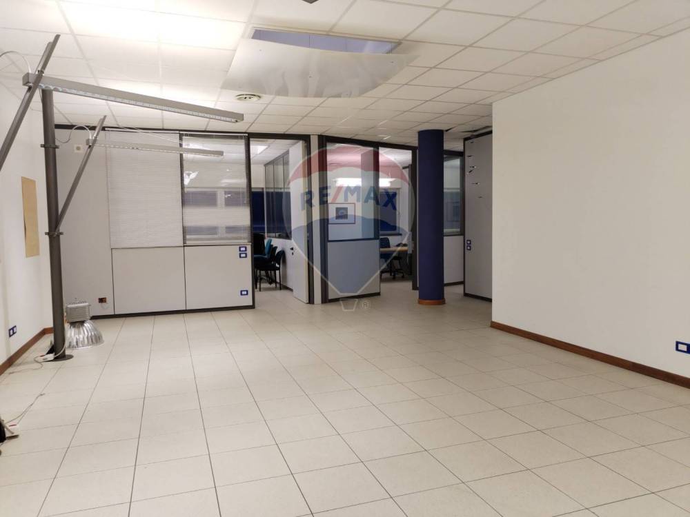 ufficio in vendita a Belluno in zona Centro Storico