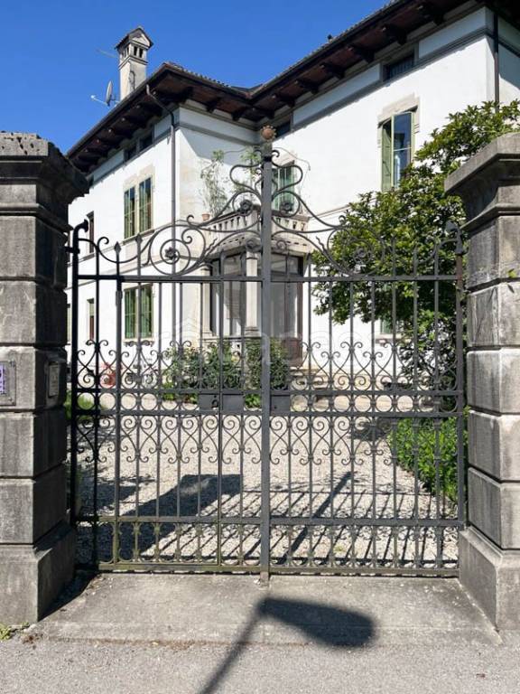 appartamento in vendita a Belluno in zona Centro Storico