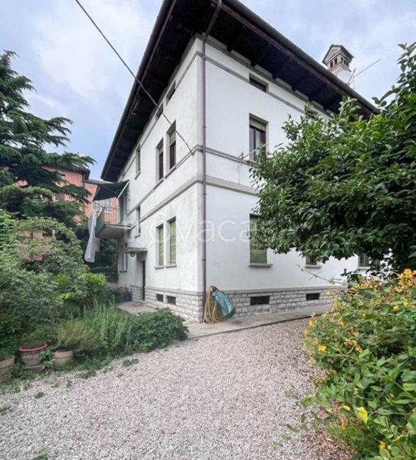 appartamento in vendita a Belluno in zona Centro Storico
