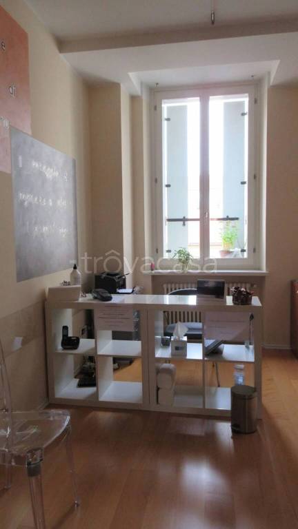 ufficio in vendita a Belluno in zona Centro Storico