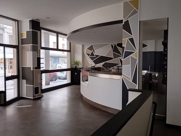 locale commerciale in vendita a Belluno in zona Centro Storico